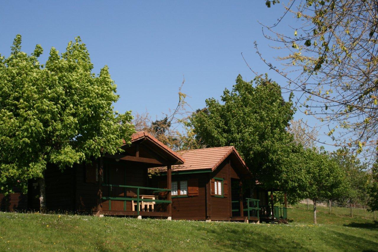 Camping Les Etoiles Saint-Sornin-Lavolps Eksteriør bilde